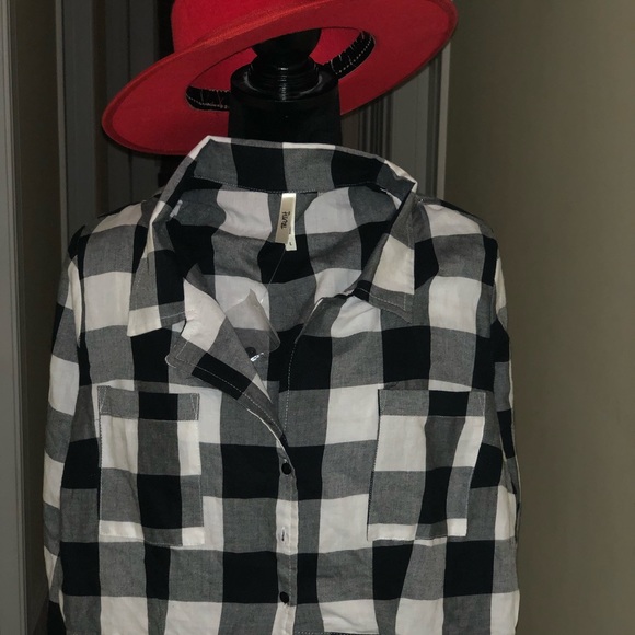 Checkered Jumpsuit... - Picture 3 of 3